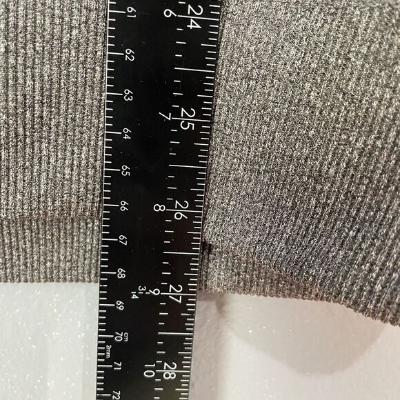 Purdue Boilermakers Sweatshirt Womens Medium Lace Up Hoodie Pullover‎ Drawstring - Picture 7 of 11